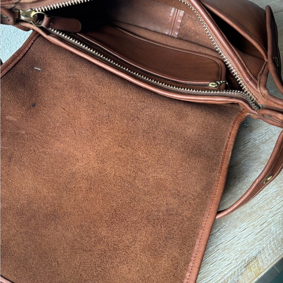 COACH Vintage Brown Leather Messenger Bag - Picture 8 of 14